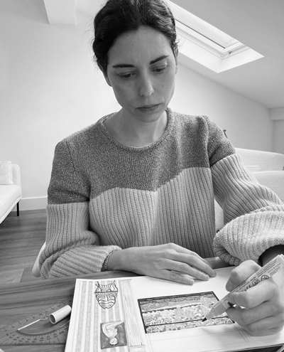 Pilar Bouzas working on an illustration