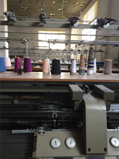 Studio Artero knitting production